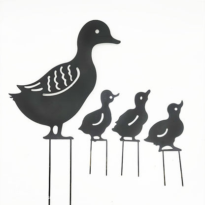 Enten-Familie Gartenstecker Eisen schwarz — Entenmutter mit Küken hohle Gartendeko