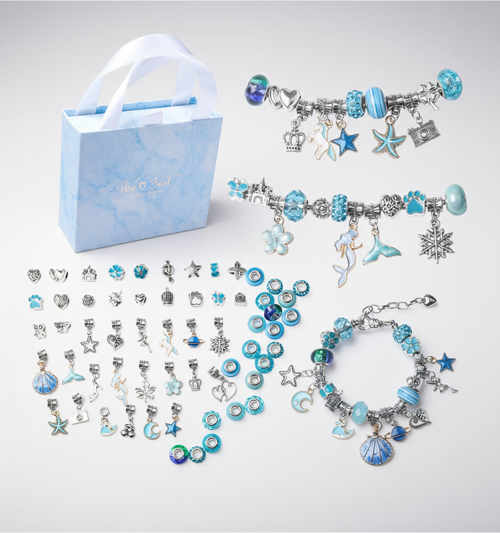 Schmuck Adventskalender in Blau mit Süssen Anhänger im Pandora Style.