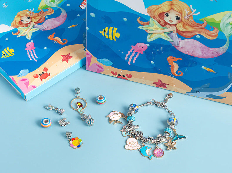 Adventskalender 2025 für Teenager die Pandora lieben und ihr Armand selber zusammenstellen.