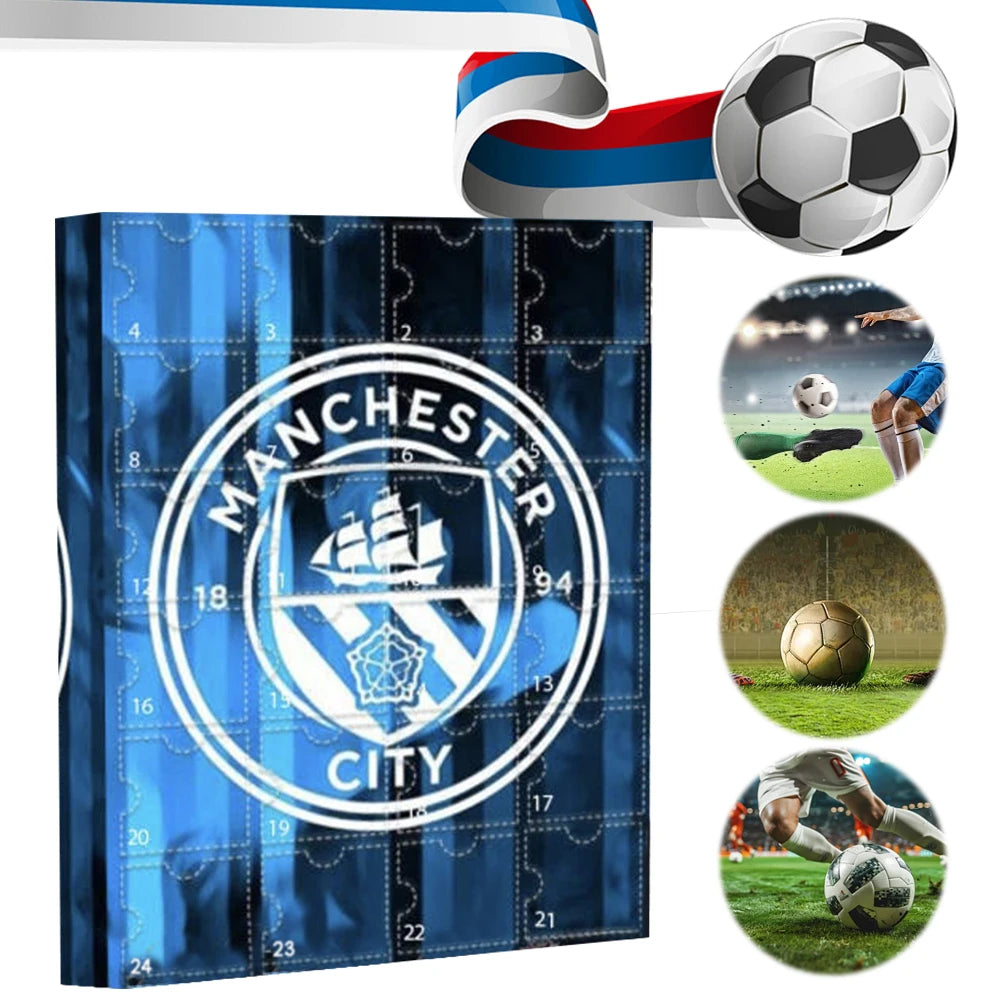 Manchester City Adventskalender 2025 – Für echte Citizens, umgeben von Fußball-Equipment und Festtagsdekoration.