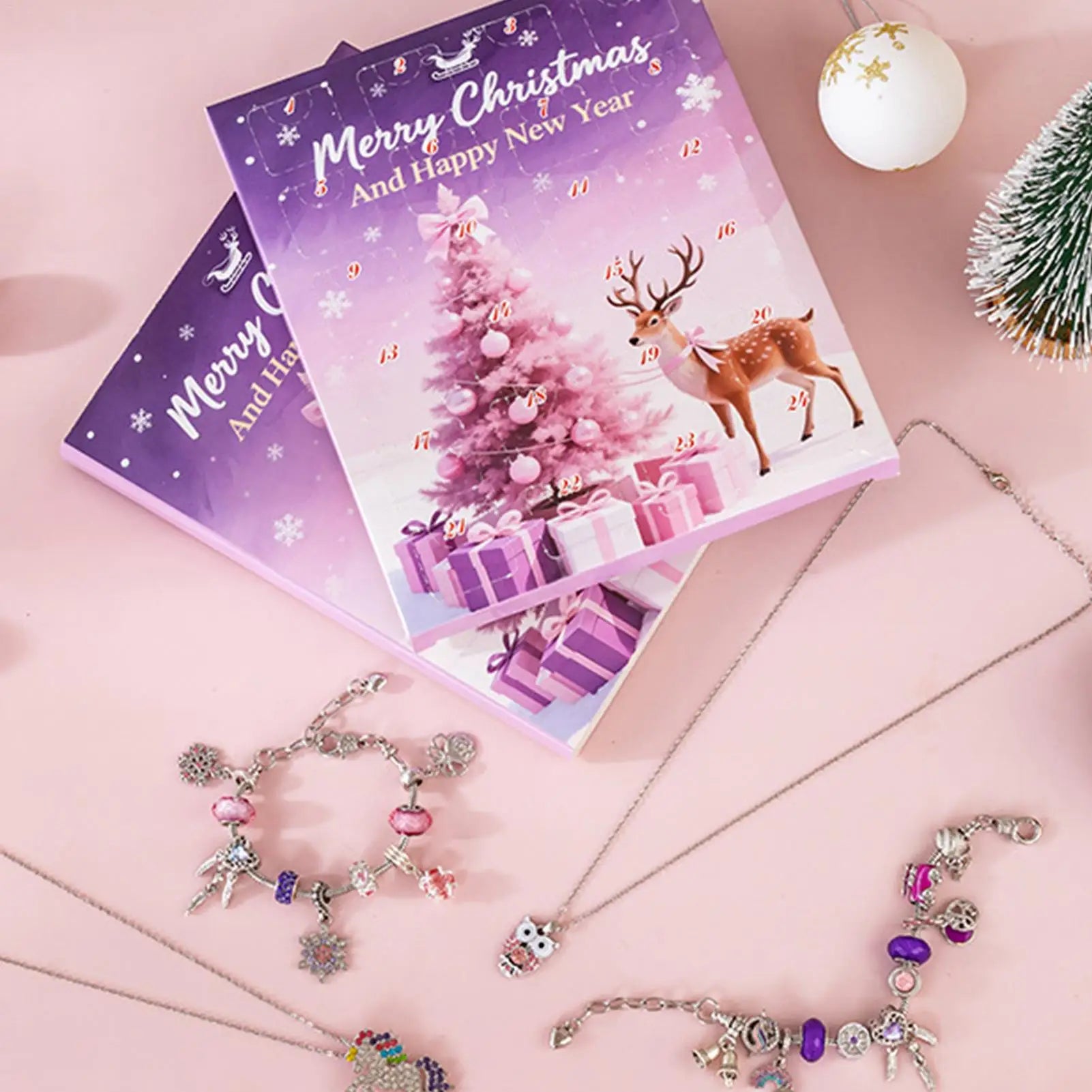 Rosa Schmuck Adventskalender 2025 – Perfektes Geschenk mit 24 feinen Anhängern und Armbändern, Schmuck Adventskalender 2025 mit 24 Anhängern & Armbändern.