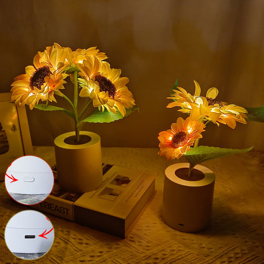 Sonnenblumen LED Tischlampe – warmes Atmosphärenlicht auf Holztisch