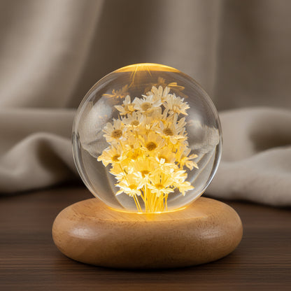 Kristallkugel Nachtlicht 7 cm Gelbe Gaensebluemchen Glaskugel Nachtlampe Holzsockel