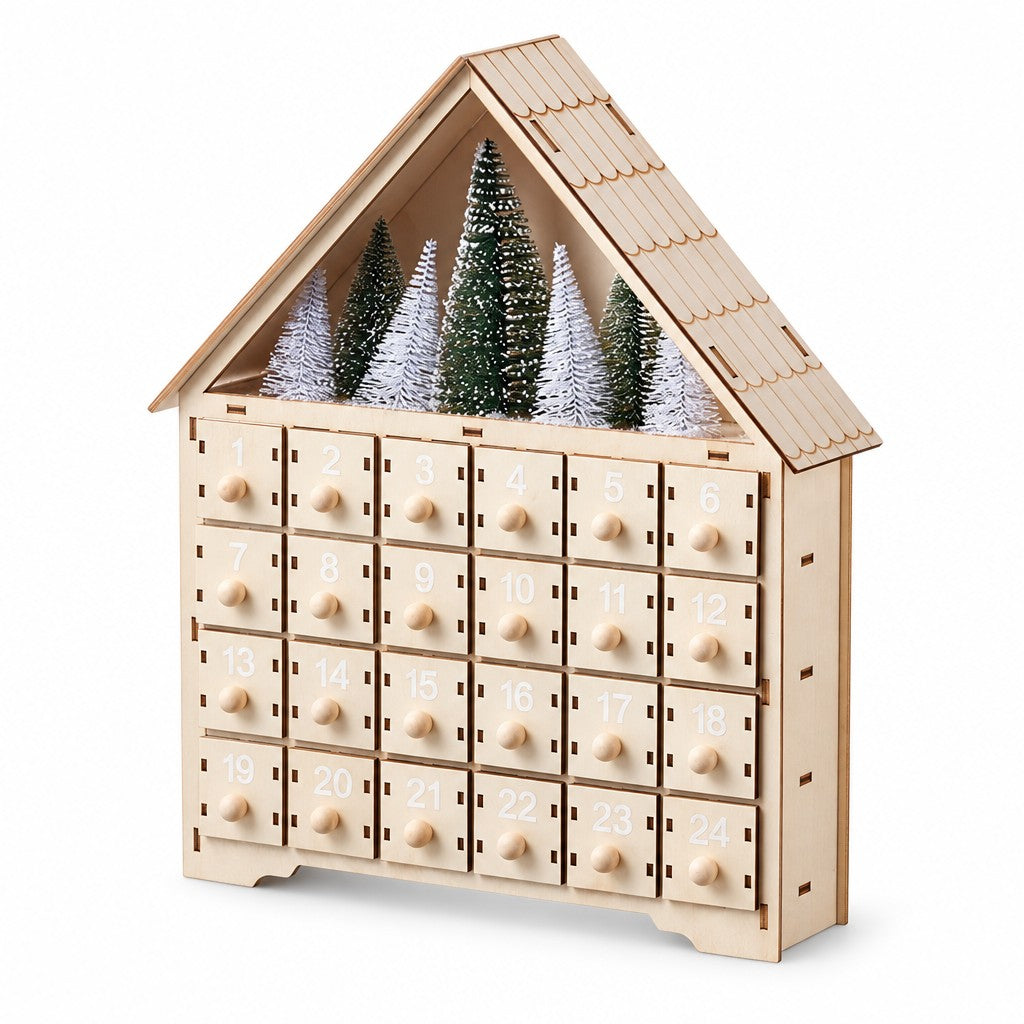 Holz Adventskalender mit LED, Motiv Winterwald: Weihnachtshaus mit 24 Mini-Schubladen und Tannenbäumchen im Giebel