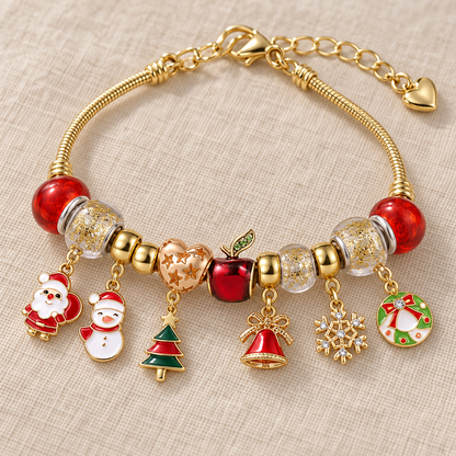 Goldfarbenes Charm-Armband mit Weihnachtsmann, Schneemann, Tanne, Glocke, Apfel, Schneeflocke und Kranz