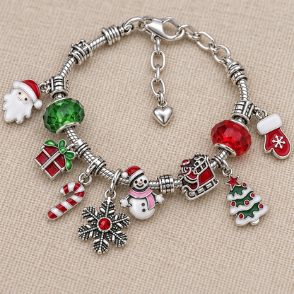Armband mit roter und grüner Kristallperle, Schneemann, Schlitten, Zuckerstange, Handschuh und Strass-Schneeflocke